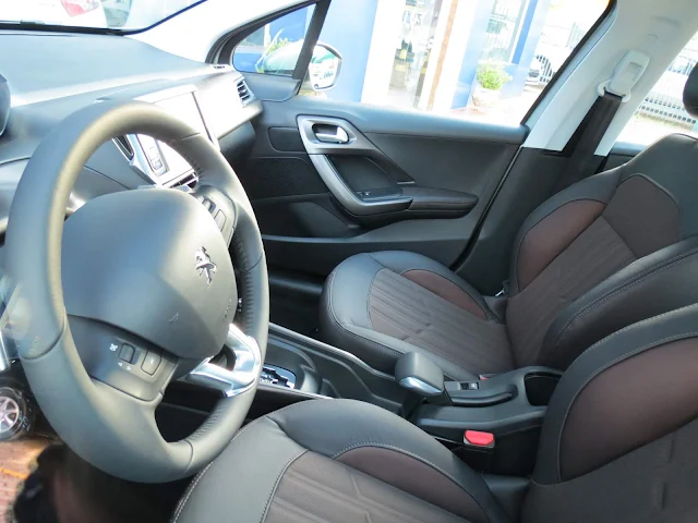 Peugeot 2008 Griffe Automático - Interior