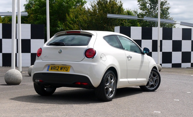 Alfa Romeo Mito Dynamic TwinAir rear view