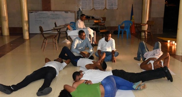 Estudiantes siguen en huelga de hambre en reclamo de docencia en la UASD