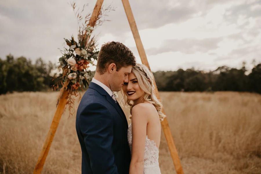 UNTAMED COUNTRY BOHEMIAN LUXE BRIDAL INSPIRATION FOR YOUR WEDDING DAY CHARTERS TOWERS TOWNSVILLE PHOTOGRAPHY