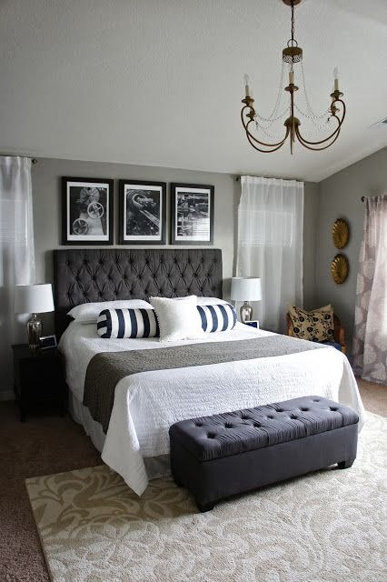 White and Black Color Combine in Modern Bedrooms Design Ideas with ottoman 