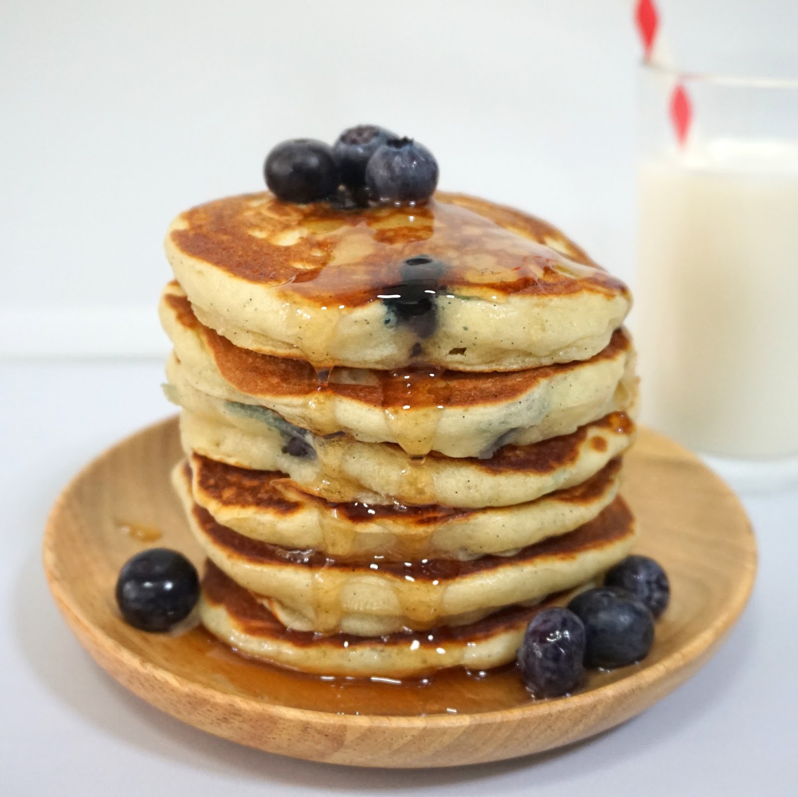 Sherbakes: Vanilla Blueberry Greek Yogurt Pancakes