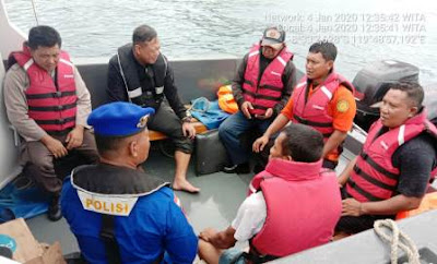 KM Aditya Tenggelam Kena Badai di Perairan Labuan Bajo, Penumpang Selamat