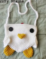 http://www.ravelry.com/patterns/library/barnyard-friend-series-the-rooster-purse