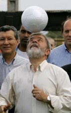 Lula bem na Economia