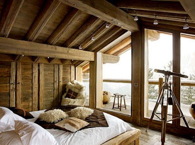 post-beam-rustic-decor-master-bedroom-decorating-ideas.jpg