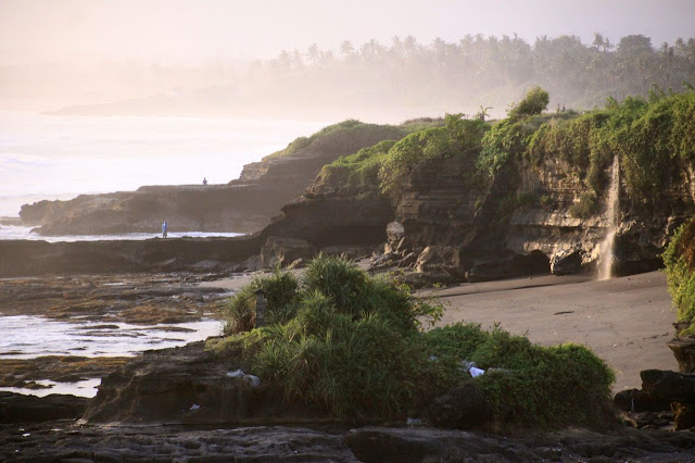 tanah lot, bali