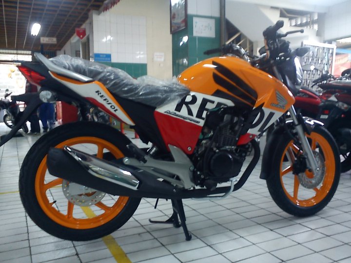 JUAL SETIKER MOTOR MODIFIKASI : Honda megapro Editor