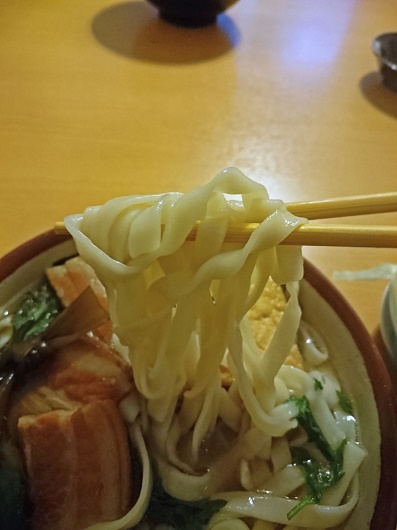 フーチバーそばの平麺の写真