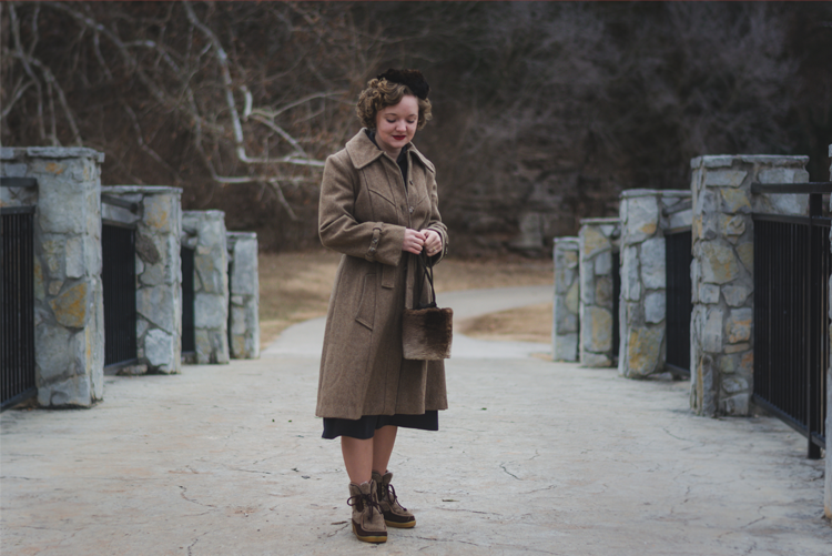 Flashback Summer: 1940s Winter Style