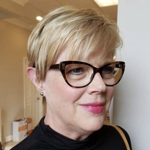 2019 pixie haircuts for women over 50