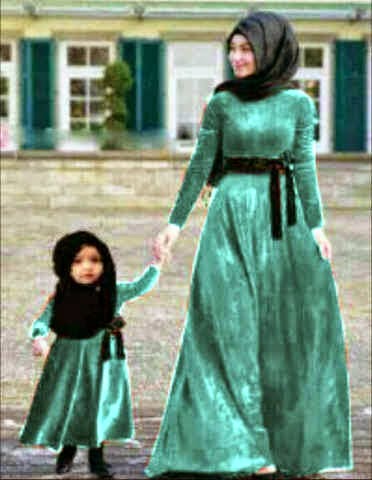  Model  baju couple modern  ibu  dan  anak  perempuan muslim  