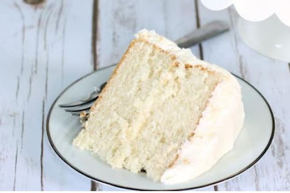 Easy White Sour Cream Cake #cake #cakes #recipes