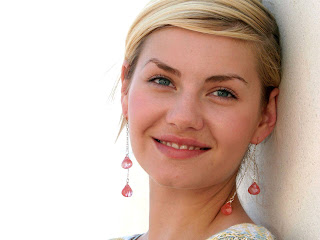 Free wallpapers without watermarks of Elisha Cuthbert at Fullwalls.blogspot.com