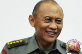 Kepala Staf TNI Angkatan Darat (KSAD) Jenderal Pramono Edhie Wibowo