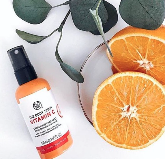 Review Vitamin C Energising Face Mist The Body Shop