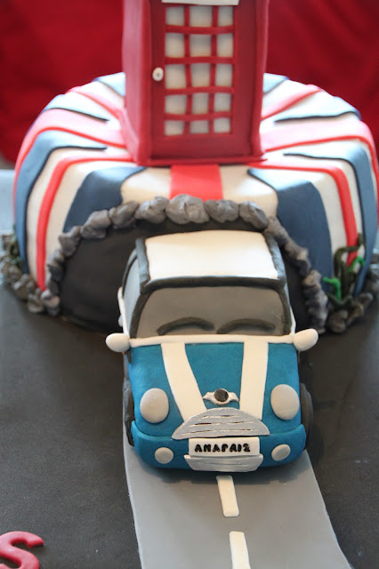 tarta-mini-cooper, cabina-telefonos-fondant, tarta-bandera-inglaterra