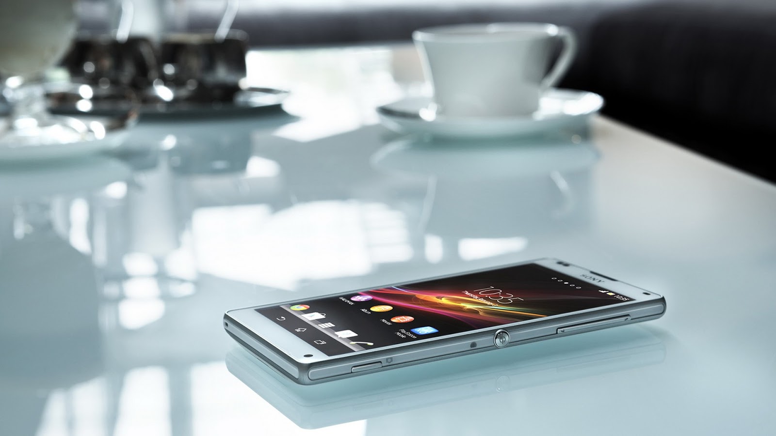 Sony Xperia Z – Experience the best of Sony in a smartphone :