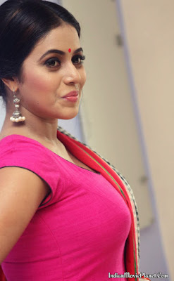 shamna kasim poorna hot pink salwar