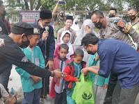  Sadudulur Vespa Jawa Barat Santuni Yatim Piatu Pondok Pesantren Nurul Musthofa An-Nuroniyah 