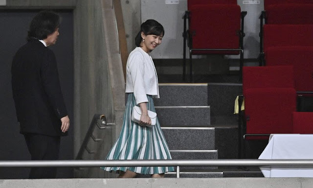 Princess Kako of Akishino is the second daughter of the Crown Prince and Crown Princess of Japan