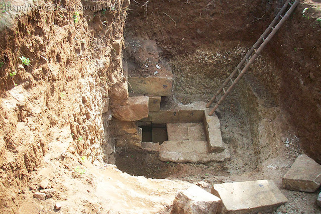 Kodumbalur Moovar Koil Temple Tank