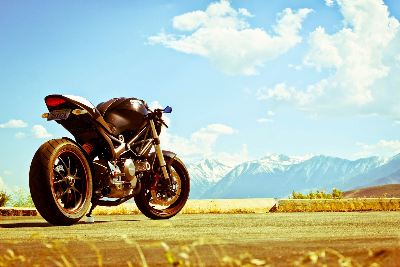 Ducati Monster 696 Cafe Racer - Grease n Gas
