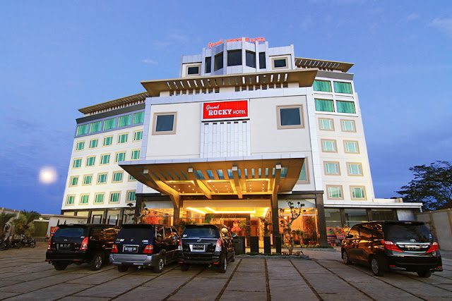 Grand Rocky Hotel Bukittinggi Star Bintang Empat