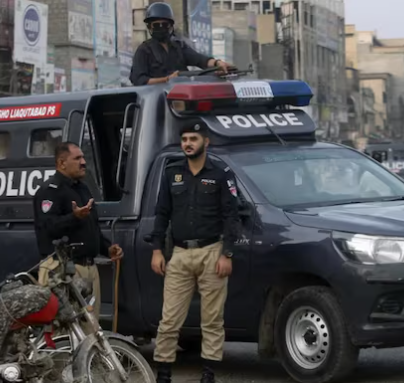  Armed men target a bomb disposal team, killing two Pakistani soldiers