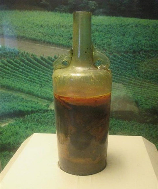 Garrafa de vinho mais antiga do mundo - Romerwein - Img 1