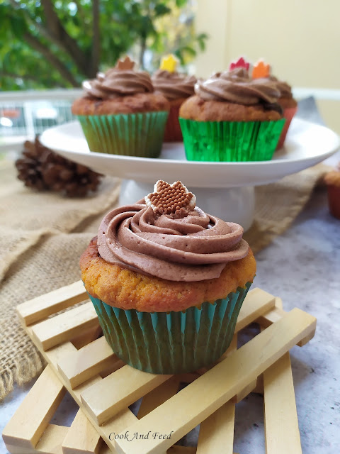 Cupcakes με κολοκύθα και νουτέλα / Pumpkin And Nutella Cupcakes