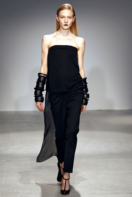 Veronique Branquinho Fall 2013 Paris Fashion Week