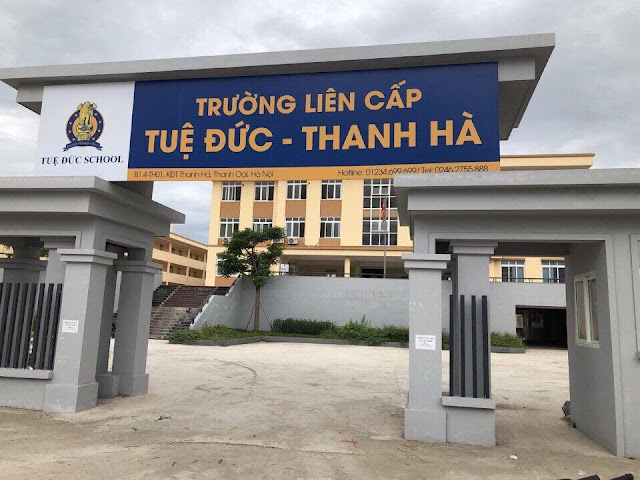 cổng vào trường liên cấp Tuệ Đức Thanh Hà 