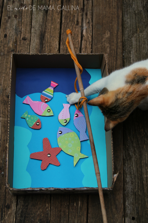 DIY: JUEGO DE PESCA RECICLANDO UNA CAJA DE CARTÓN #DIOGENERAS / EL nido DE  MAMÁ GALLINA