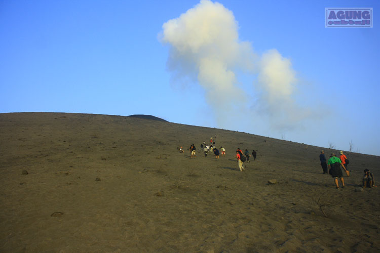 Agung Sabtaji: Krakatoa Volcano