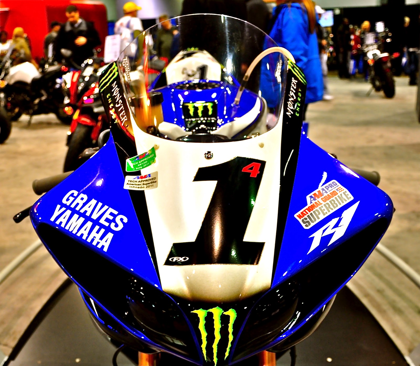 custom paint yamaha r1  by bobx at 11 55 pm labels josh hayes race bike superbike yamaha r1