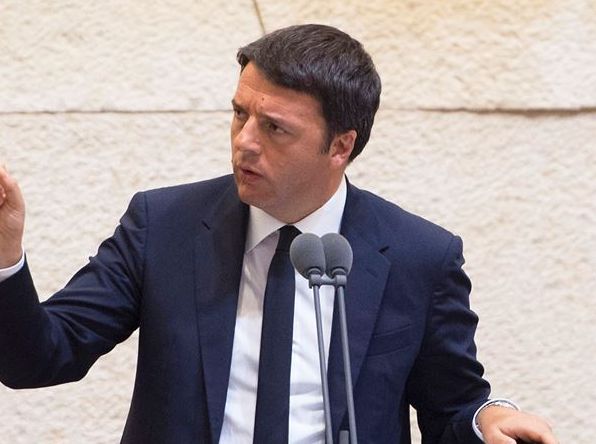 Renzi: "UE non può perdere la faccia per l'immigrazione"