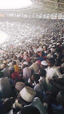 Penuhi Stadion, Umat Islam Di Negara Ini Ternyata Adakan Lomba Hafidz Qur’an