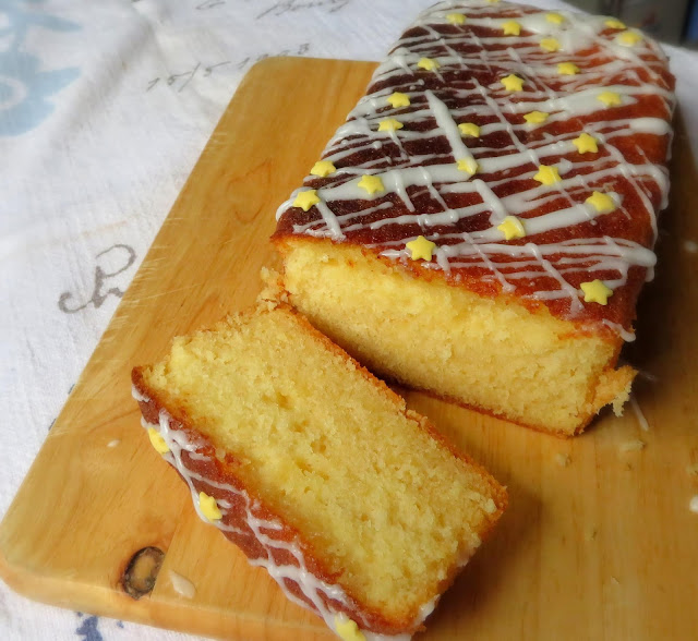 Lemon Curd Drizzle Cake