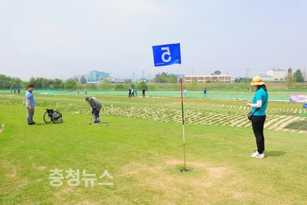 충남 예산 공인경기장 36홀 무한천체육공원 파크골프장