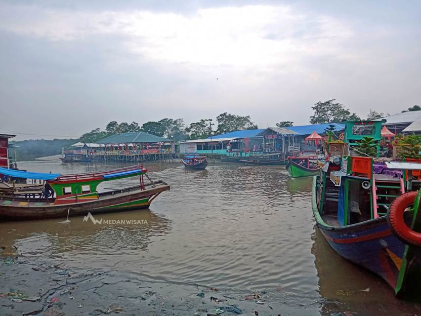 Restoran Terapung Bagan Percut