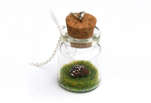 https://www.etsy.com/uk/listing/171212205/fawn-jar-woodland-necklace-miniature