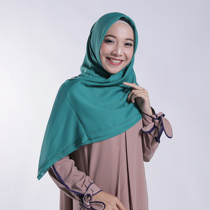 Jual Zoya Kerudung Segi Empat Polos - Nov Scarf Warna Green