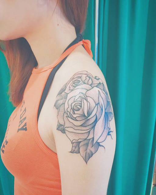 32 lindas tatuagens de rosas para deixar vocês inspiradas!