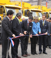 El concejal Calderón junto al alcalde y otros miembros del concejo en la ceremonia de inauguración el miércoles pasado