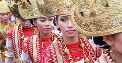 Makna dan Filosofi  dari Pakaian Adat Lampung Tradisi 