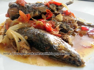 Resep Ikan Salem Bumbu Tomat