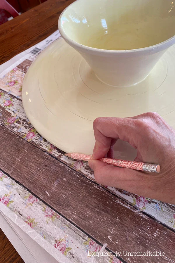 Making A Pattern For Decoupage Cake Plate