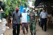 Dandim Bojonegoro Bersama Instansi Terkait Berikan Himbauan Physical Distance Di Pasar Kota Bojonegoro