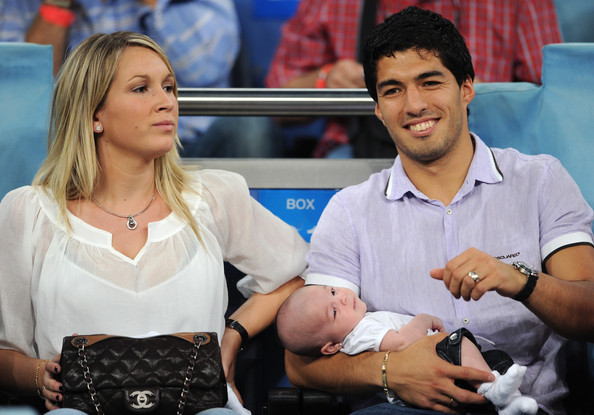 All Football Players: Luis Suarez Wife Sophia 2012
